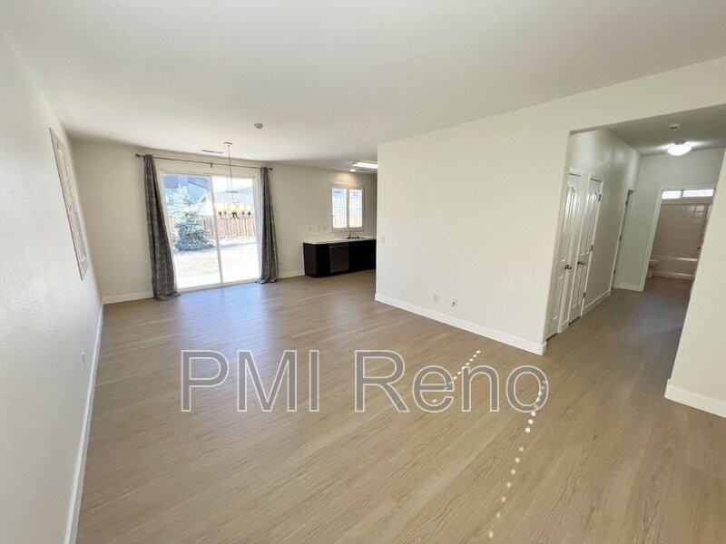 525 Verelli Ct - Photo 4 of 14