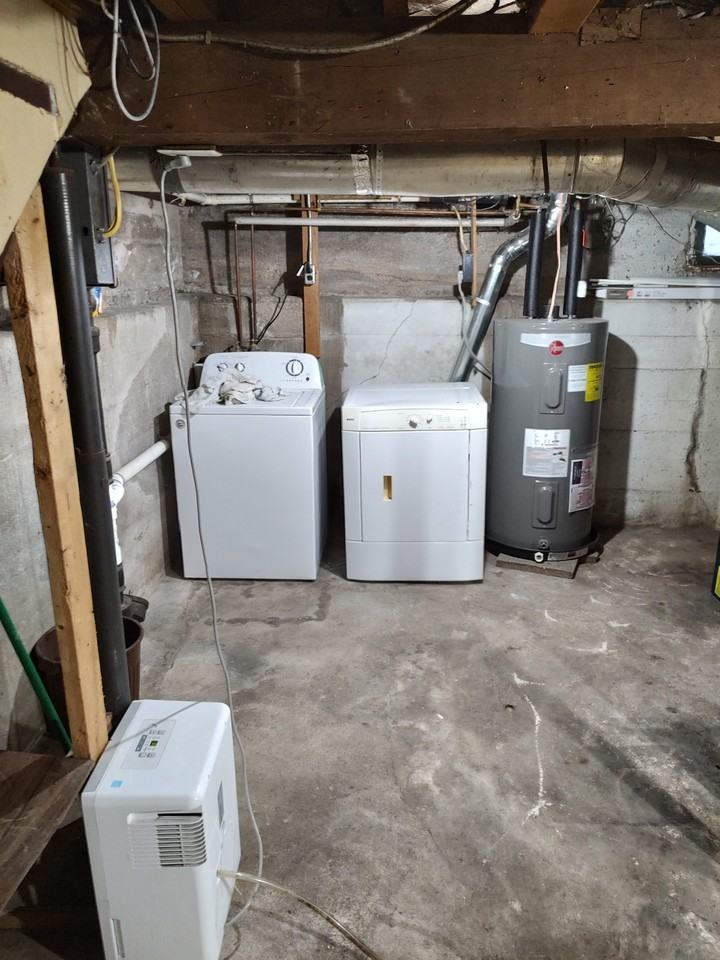 401 E Beech Ave - Photo 6 of 13