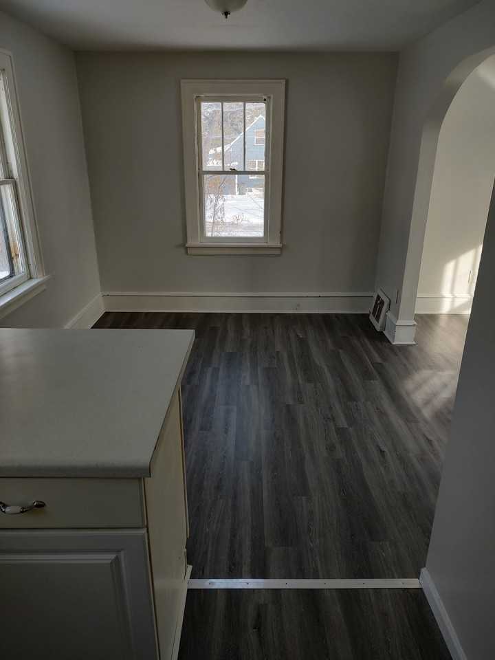 401 E Beech Ave - Photo 7 of 13