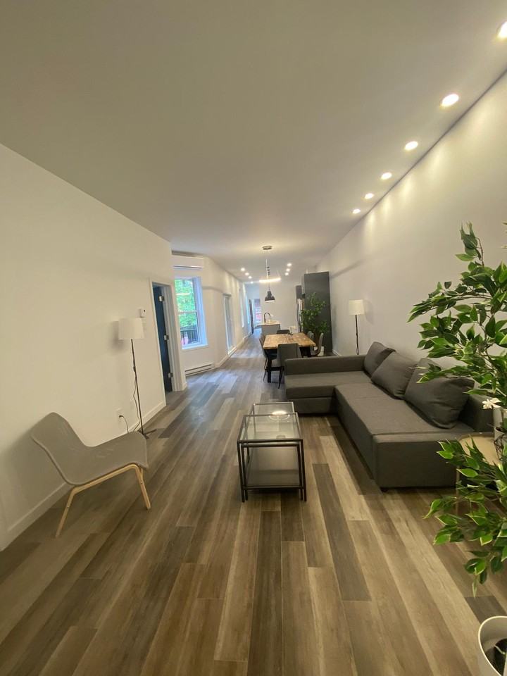 De Lorimier - Photo 2 of 22