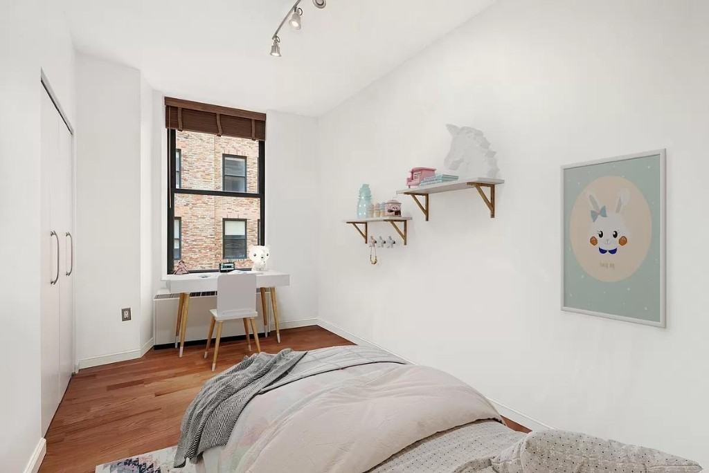 Wall Street Ct #505 - Photo 2 of 11