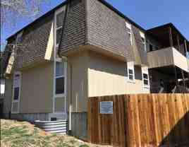 325 N Columbine St #C - Photo 1 of 1