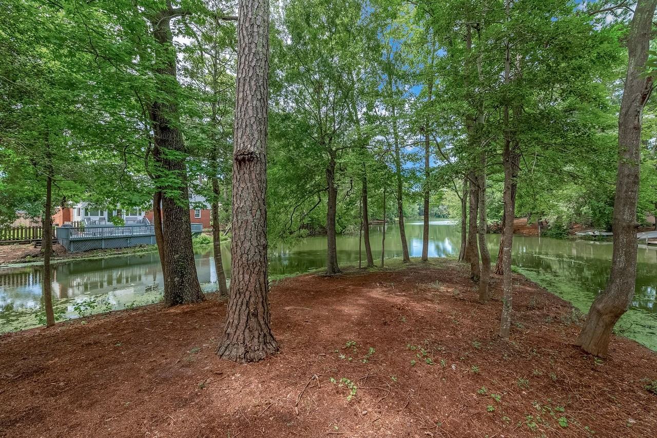 1309 Yawl Pt - Photo 3 of 43