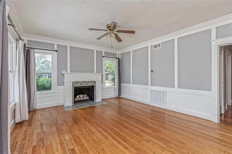 2627 Fort Ave - Photo 4 of 18