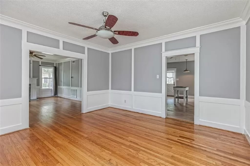 2627 Fort Ave - Photo 6 of 18