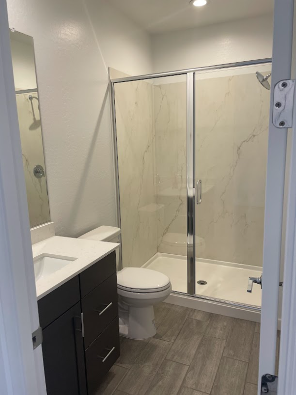 533 S Avocet St #B - Photo 2 of 7