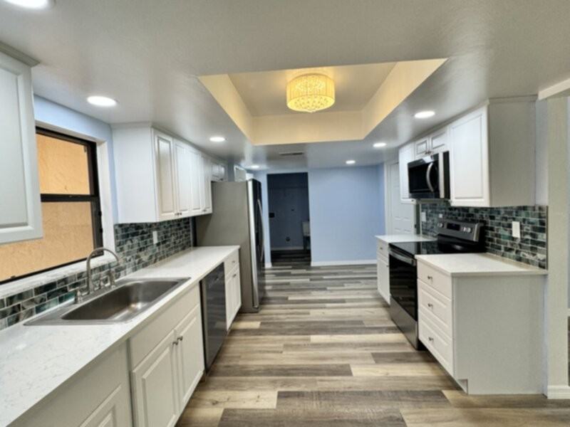 12601 Kelly Palm Dr - Photo 4 of 21