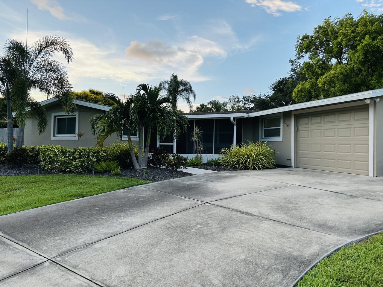 2461 Clematis St #NA - Photo 2 of 36