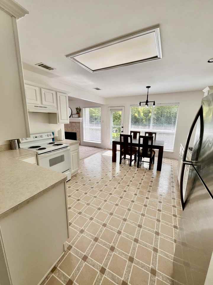 134 Lynnie Penny Ln #NA - Photo 2 of 21