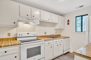 28 Village Hill Ln #28VHL - Photo 1 of 1
