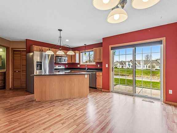 4220 Merrimac Ln N #71 - Photo 5 of 13