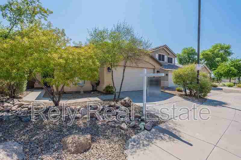 12306 W Orange Dr - Photo 2 of 36