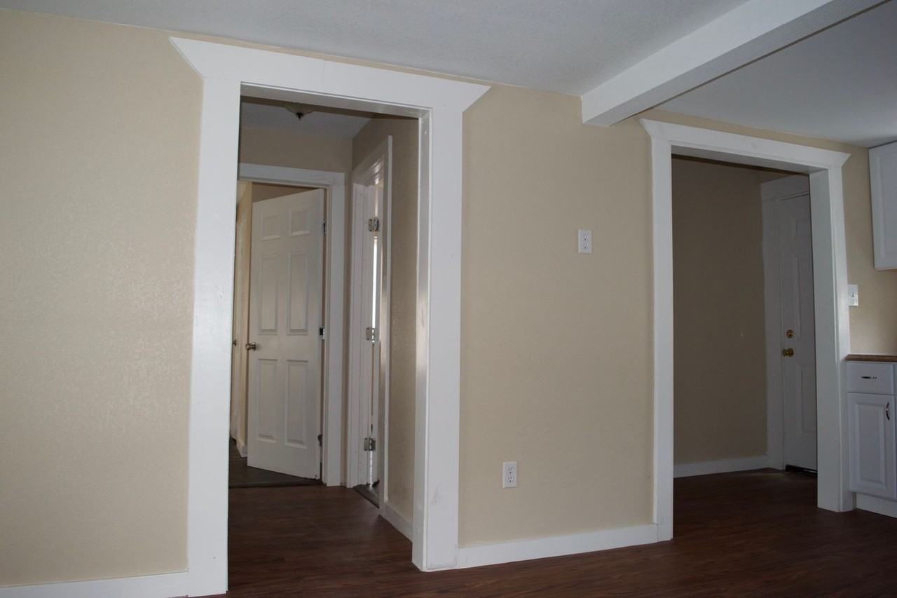 521 521 S Polaris - Photo 7 of 14