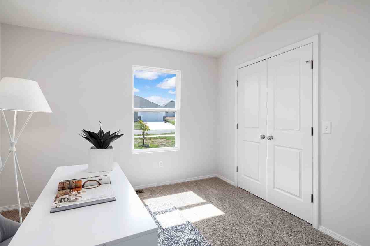 122 Pin Oak Dr - Photo 7 of 17