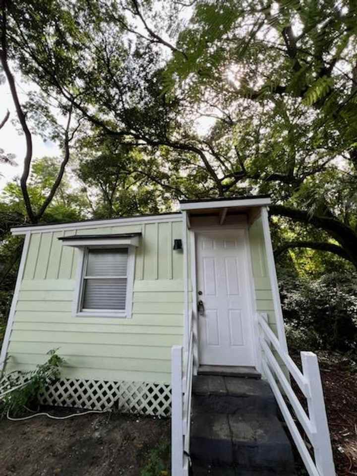 2755 East Surrey - Photo 3 of 7