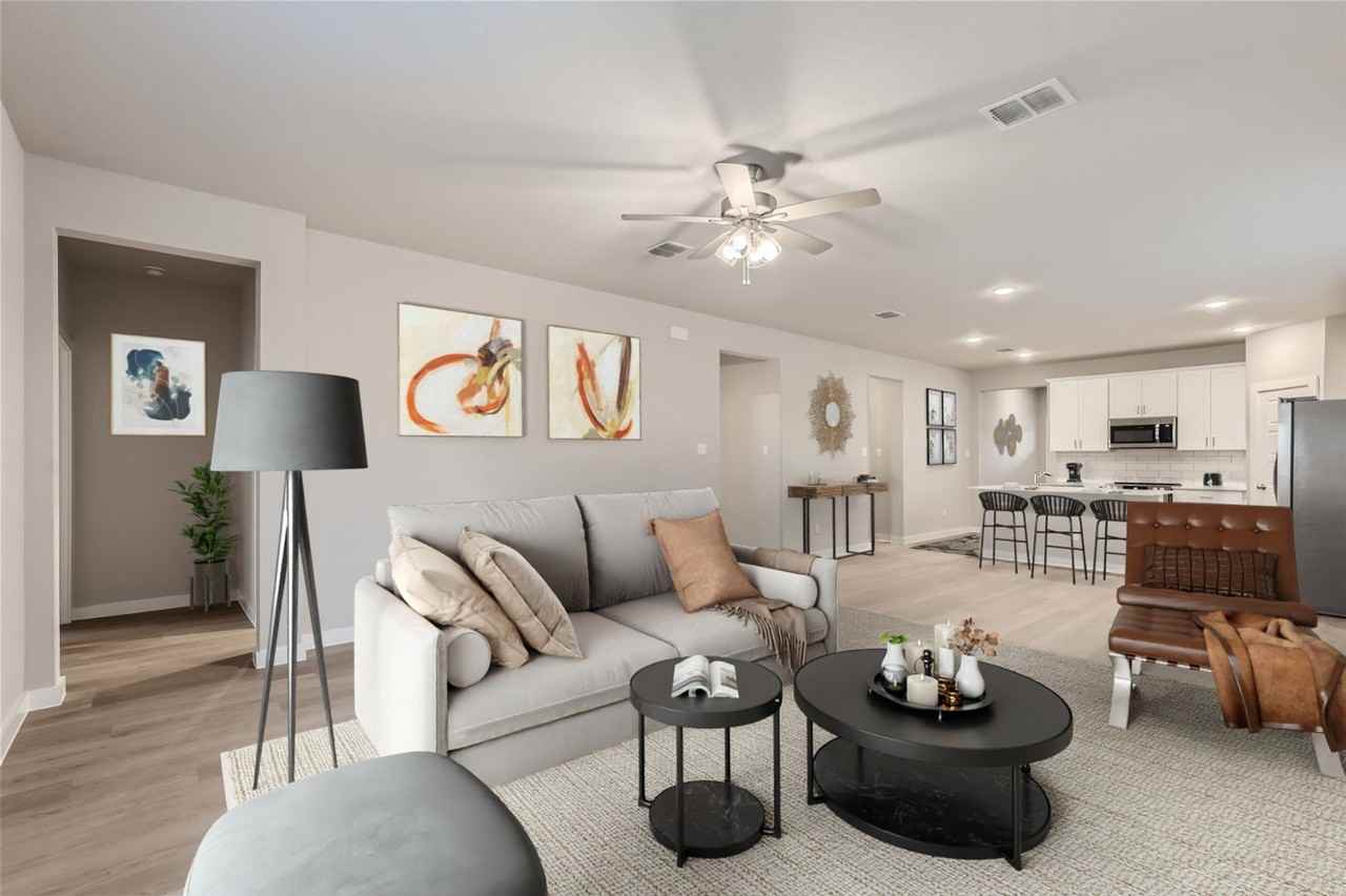 502 Sandy Glen Ln - Photo 4 of 10