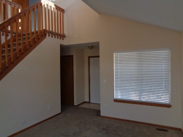 8952 Cloverleaf Cir - Photo 3 of 17