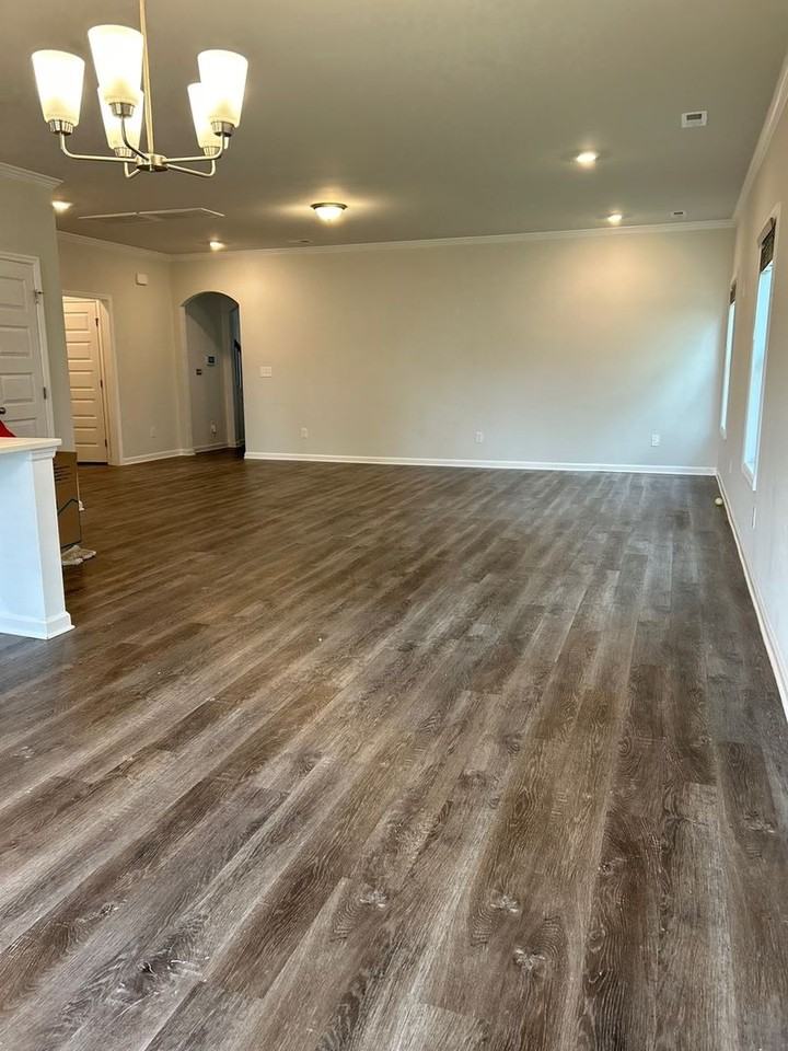 320 Temper St - Photo 2 of 26