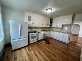 featured image of 169 Campbell Ave #3