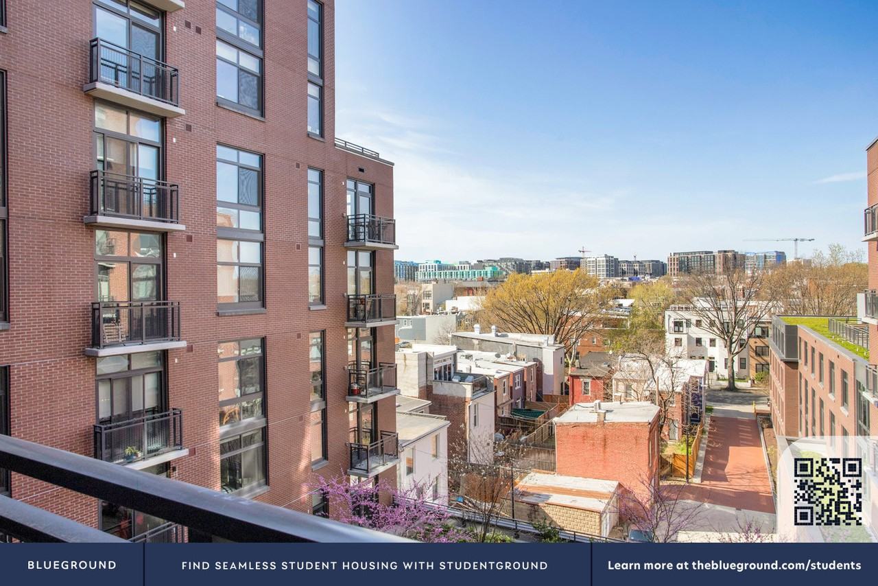 600 H Street Northeast - Photo 7 of 62