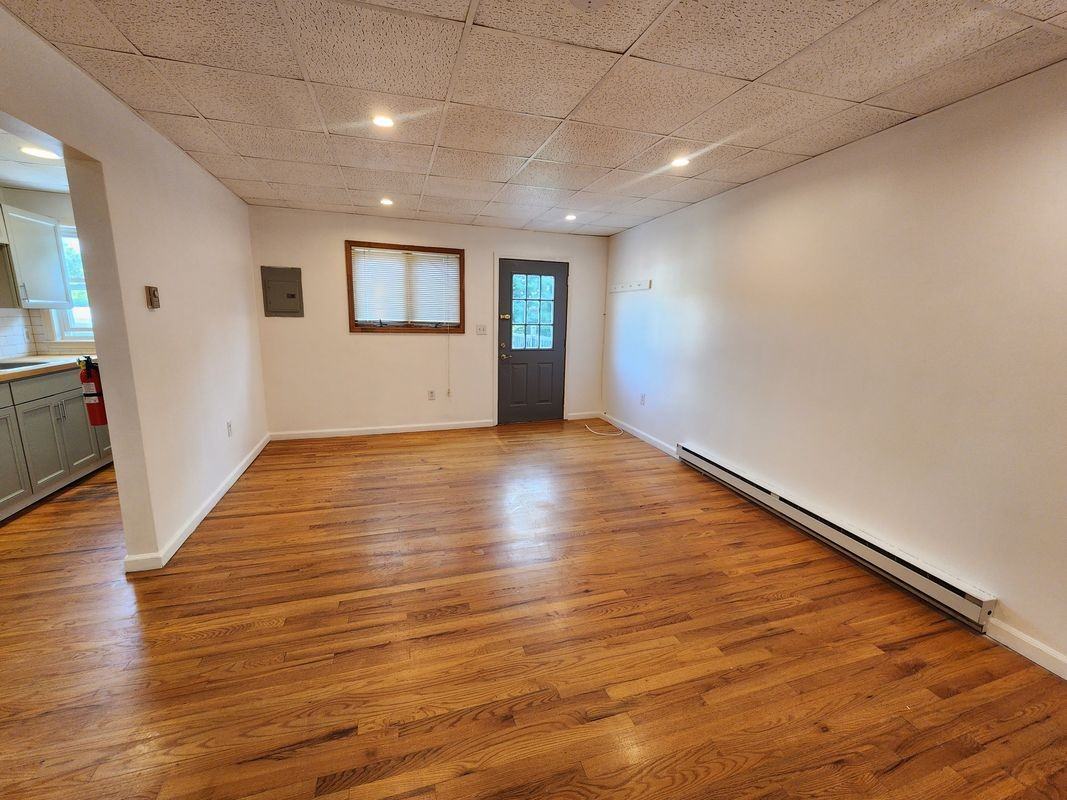 30 Main St - Photo 3 of 23