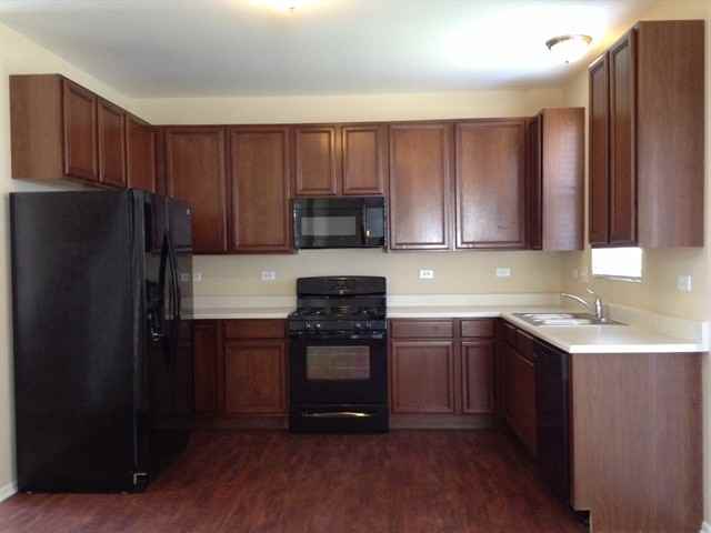 425 Long Ln - Photo 3 of 12