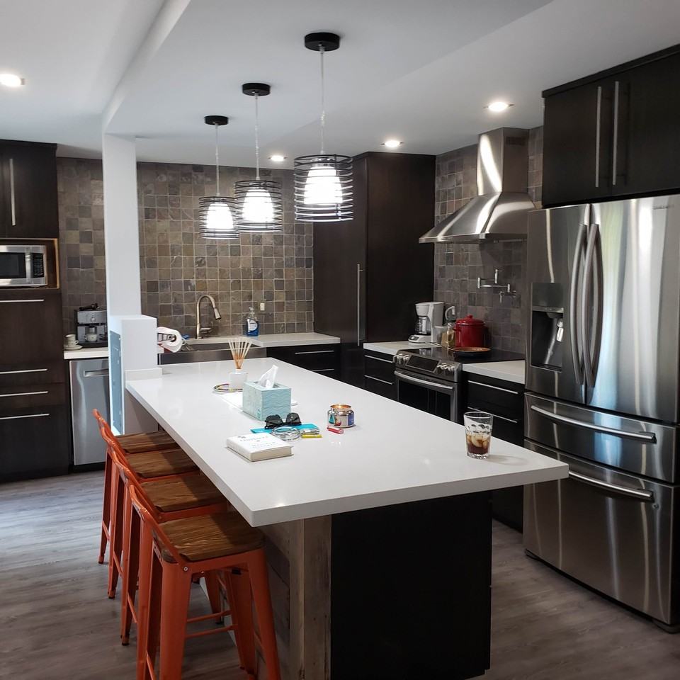 825 Center St #18B - Photo 6 of 46