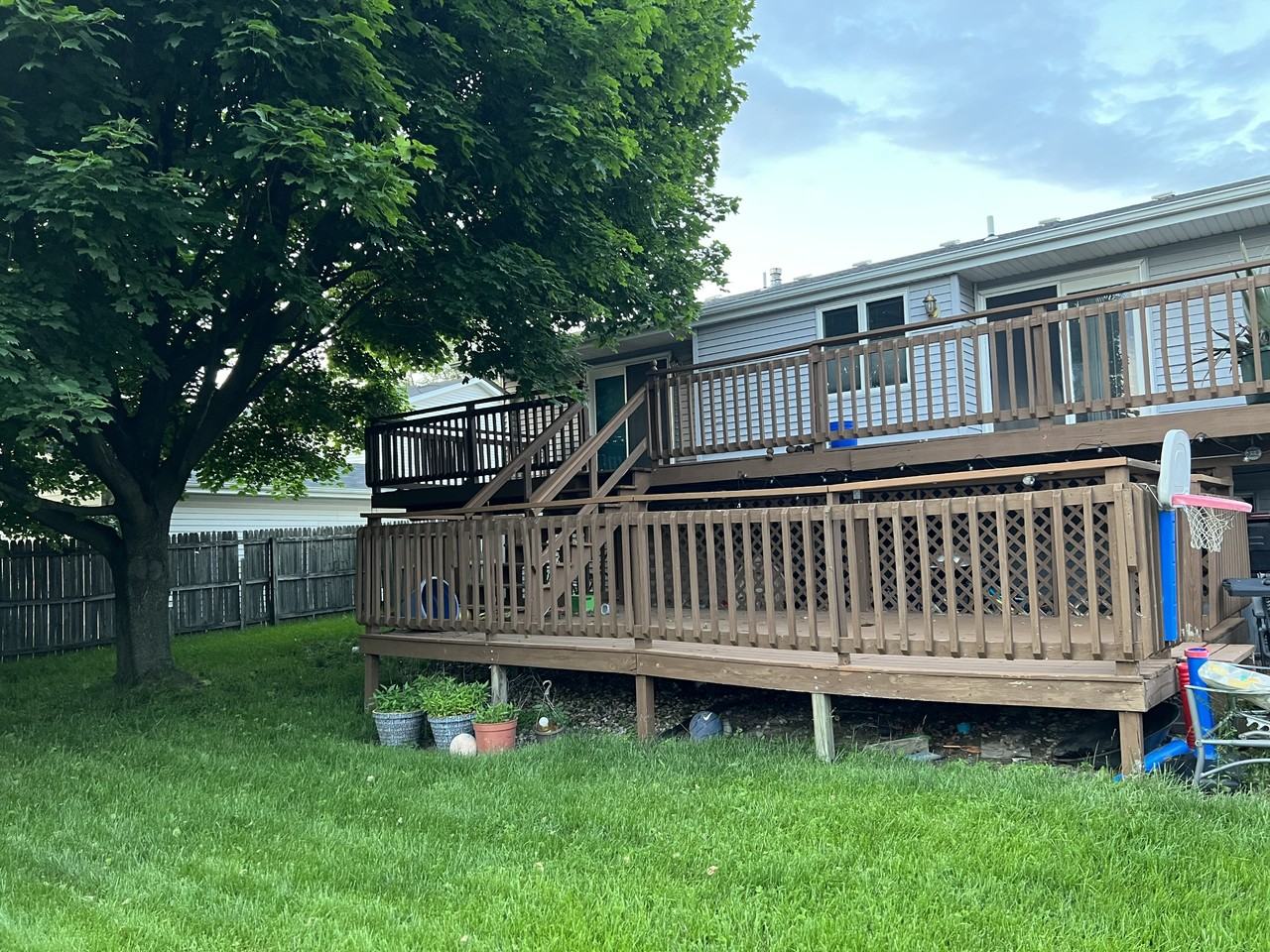 712 N Rueth Dr #2 - Photo 2 of 2