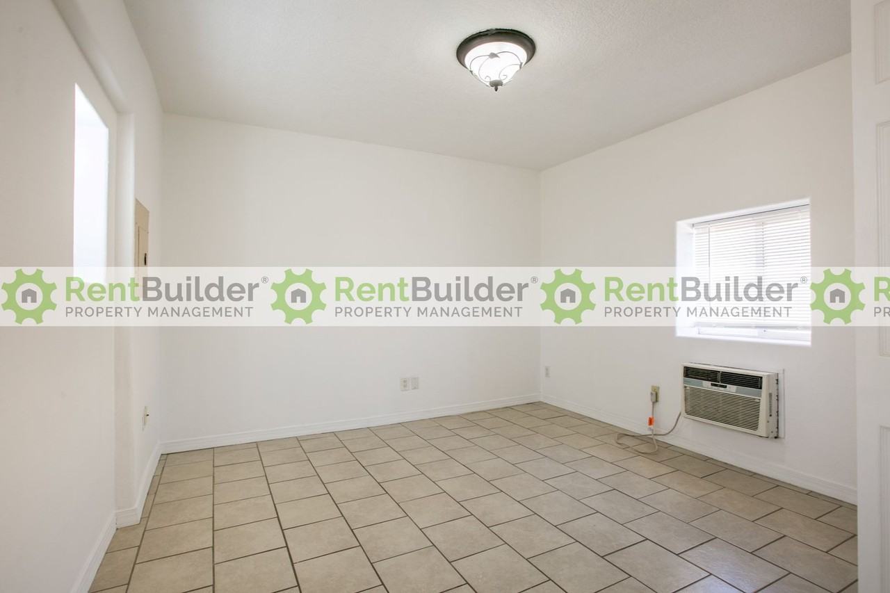 211 ATLANTIC AVE - Photo 3 of 11