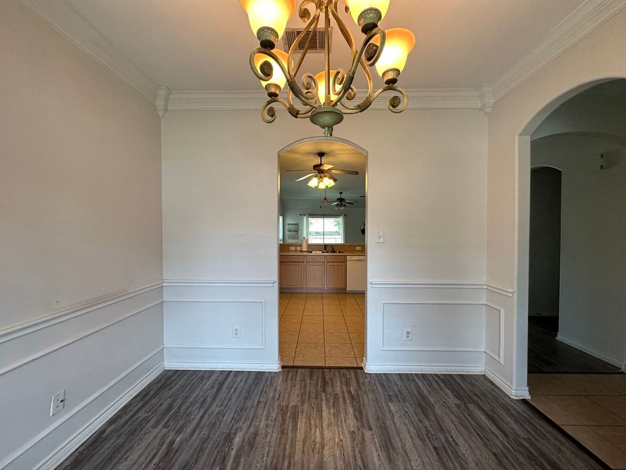 1319 N Penelope St - Photo 4 of 19