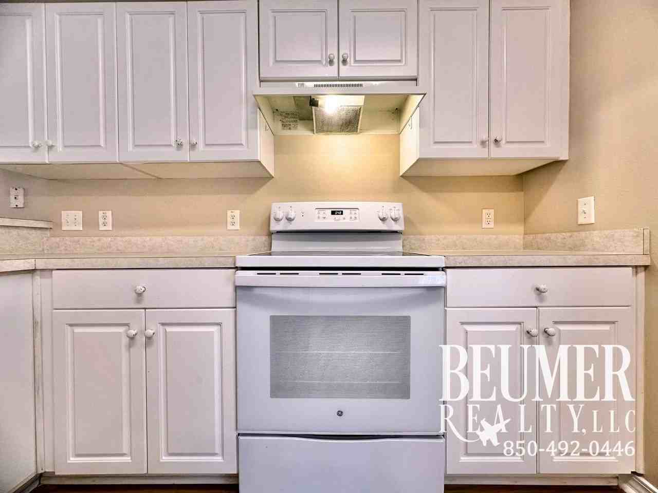 366 Mizzen Ln - Photo 5 of 37