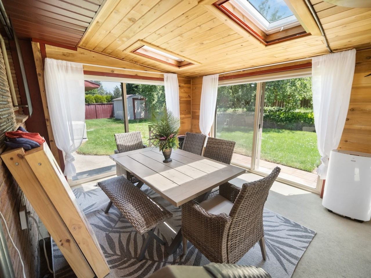 7310 N Fox Point Dr - Photo 3 of 35