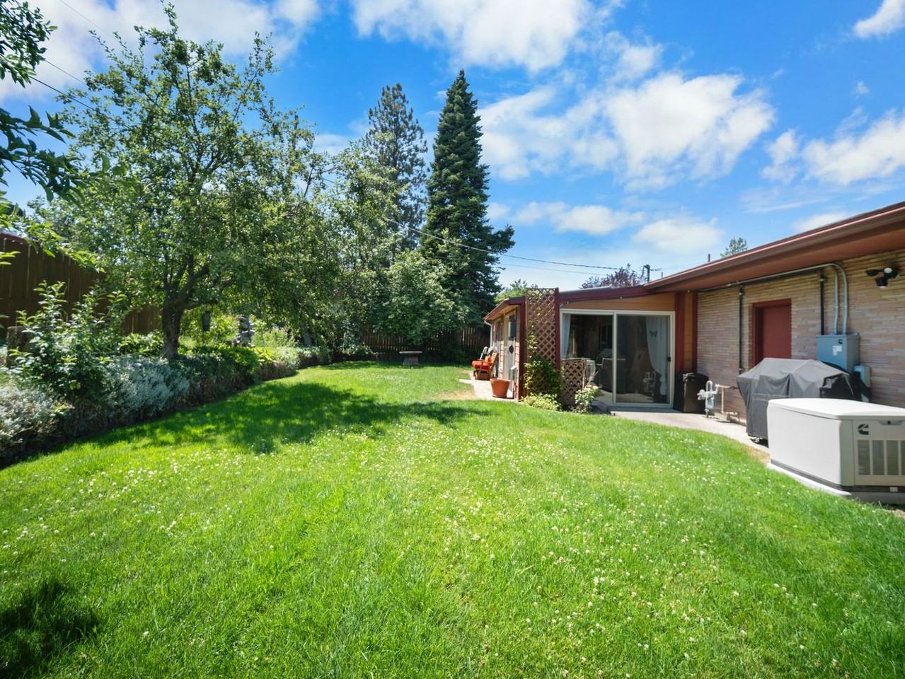 7310 N Fox Point Dr - Photo 6 of 35