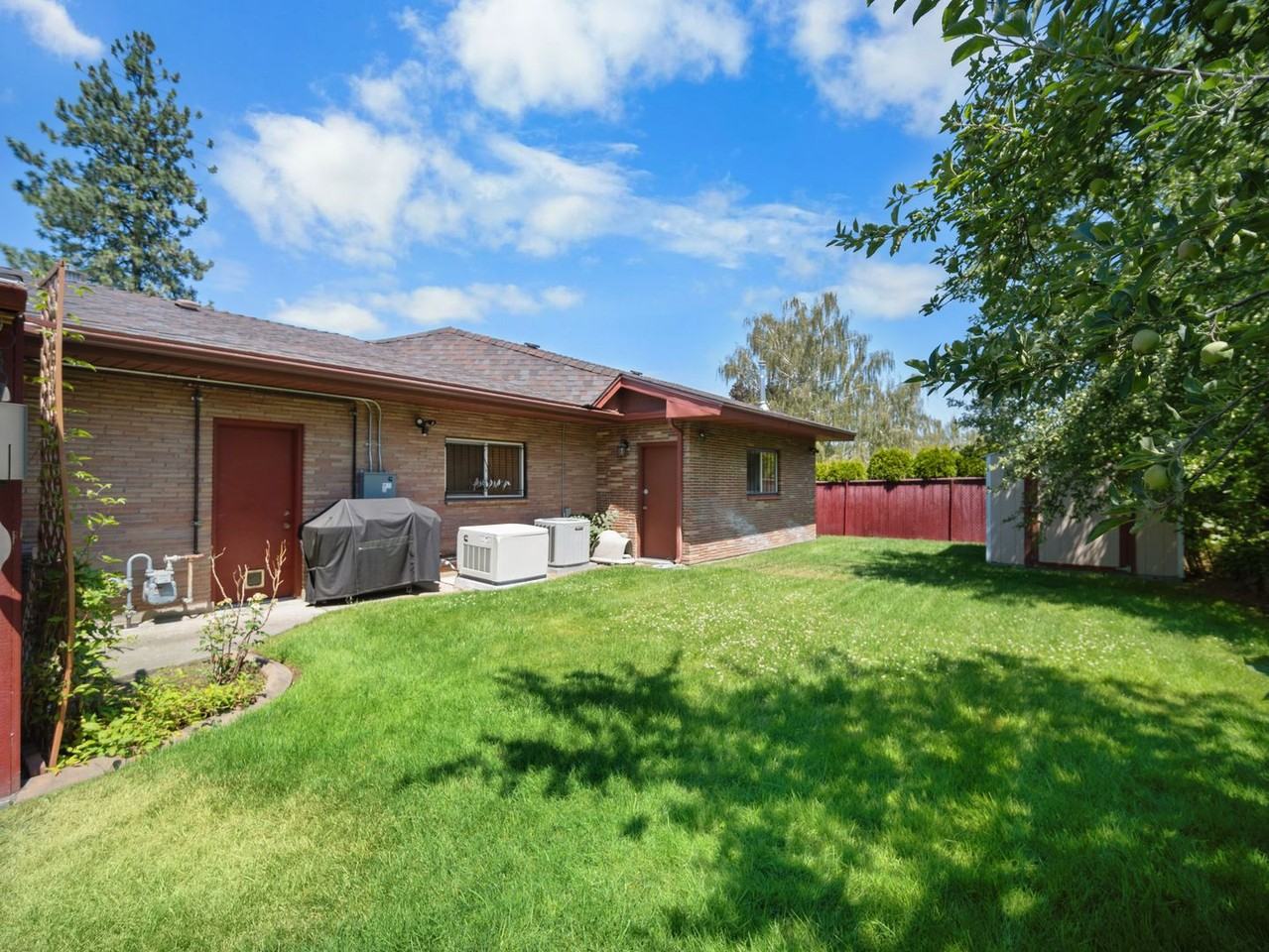 7310 N Fox Point Dr - Photo 7 of 35