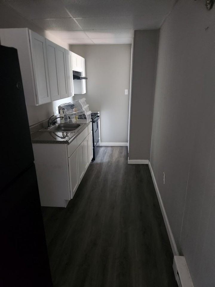 134 S Union St #9 - Photo 3 of 6