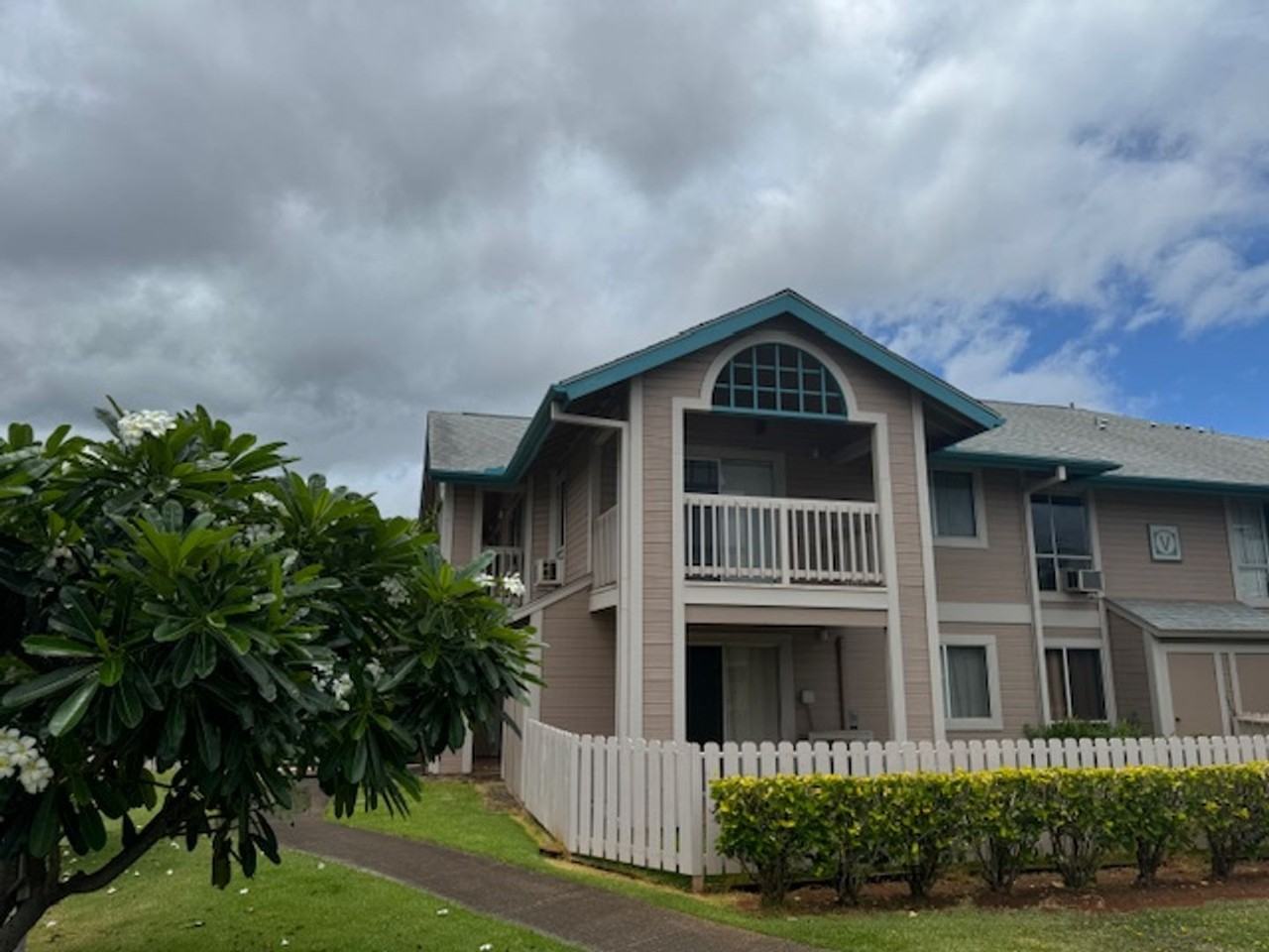 94-870 Lumiauau St #V201