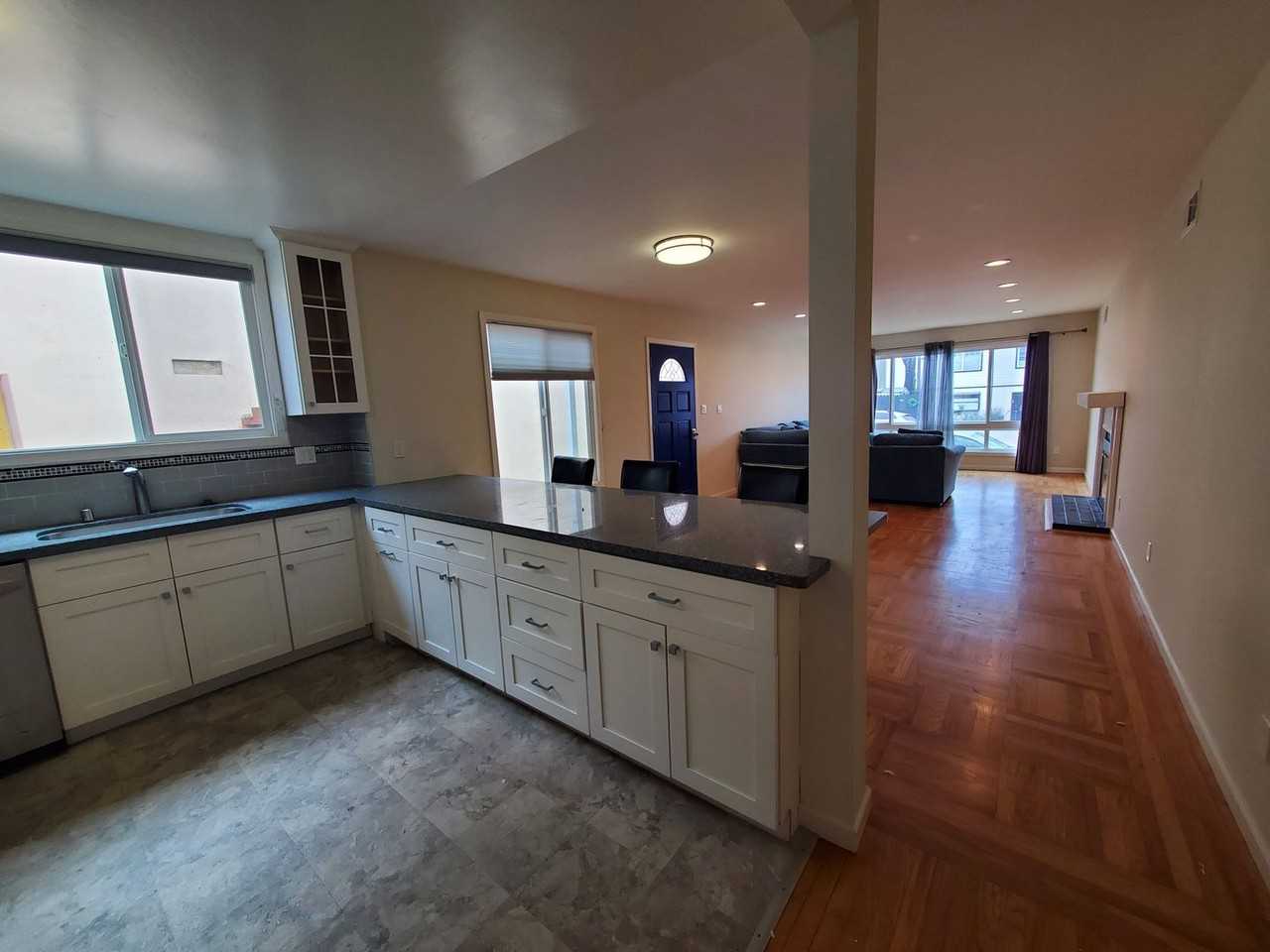 65 Oceanside Dr - Photo 3 of 27