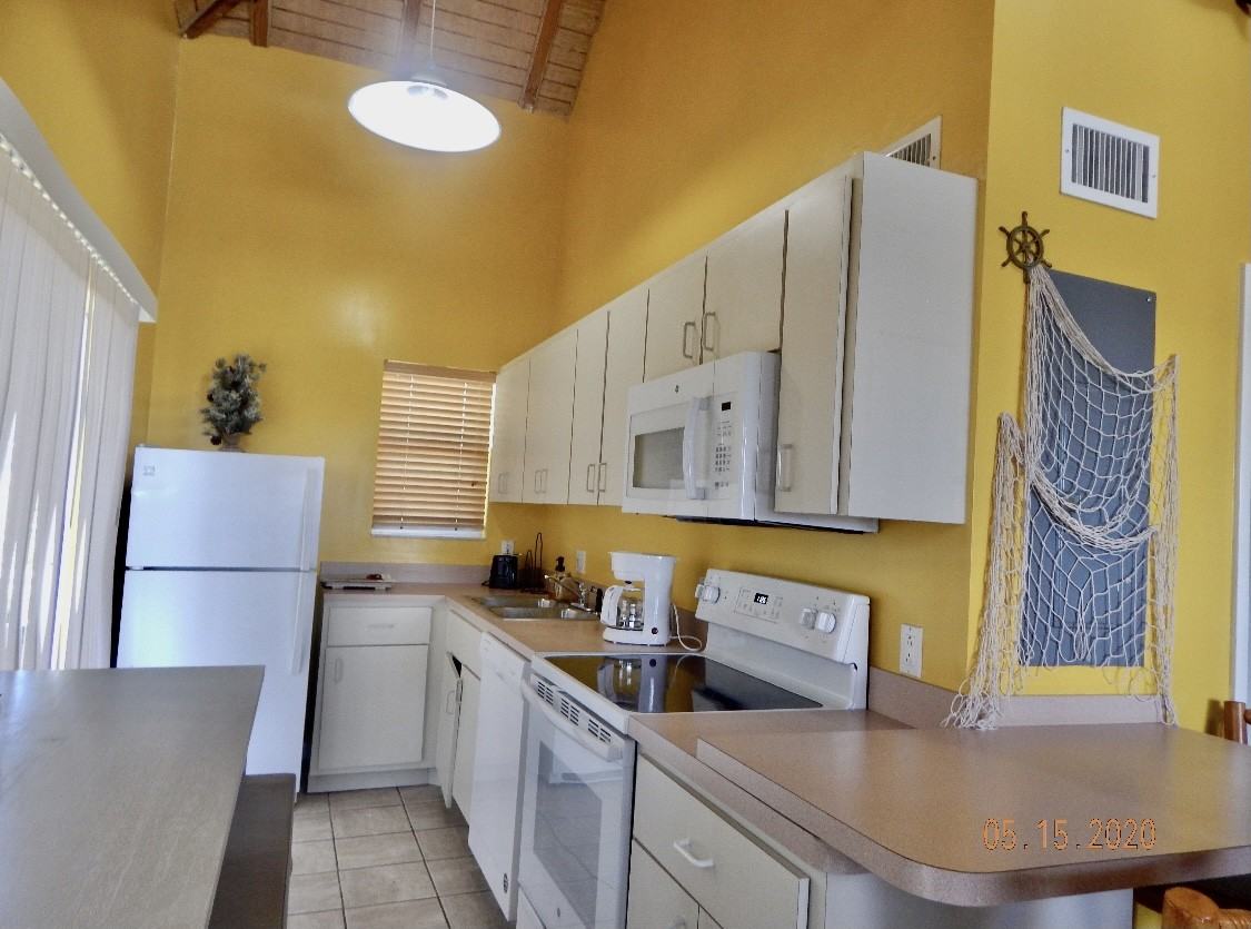 3 Kyle Way E #NA - Photo 2 of 47