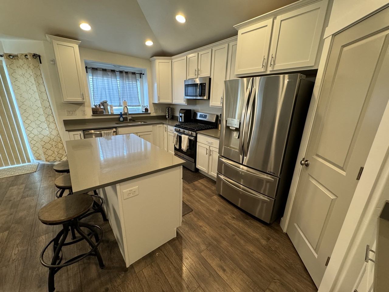 874 W Sagewood Dr #NA - Photo 2 of 14