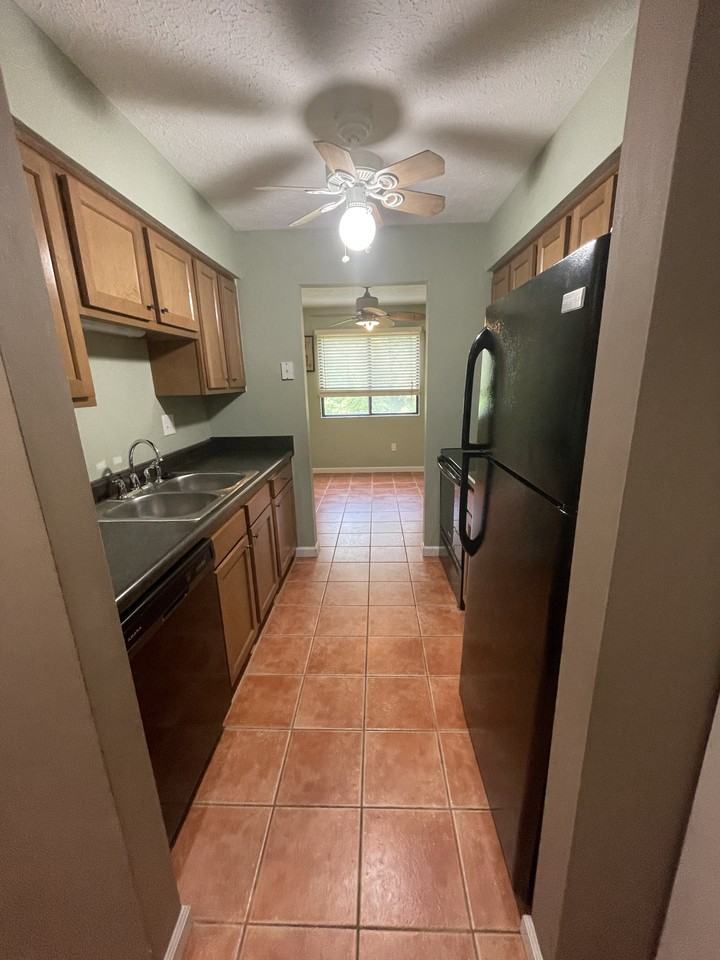 6070 Boymel Dr #3103 - Photo 6 of 10