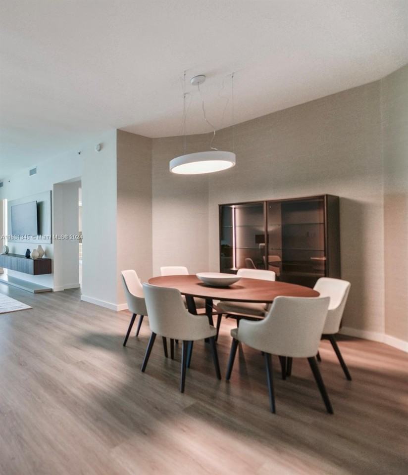 16051 Collins Ave #2102 - Photo 7 of 29