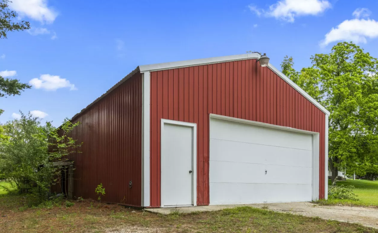 7896 Homestead Rd - Photo 2 of 18