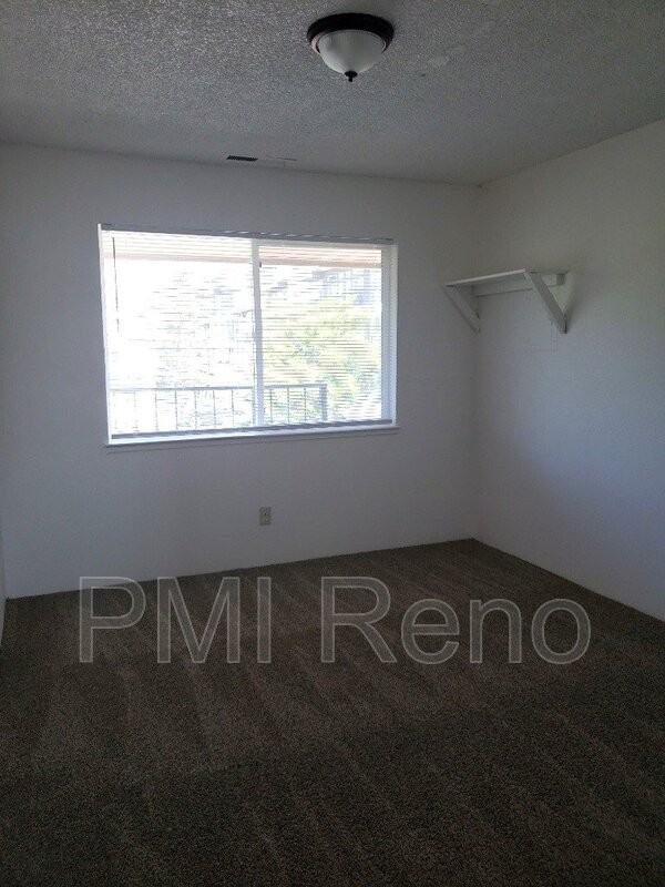 2908 Salem Pl #6 - Photo 4 of 8