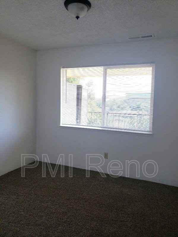 2908 Salem Pl #6 - Photo 6 of 8