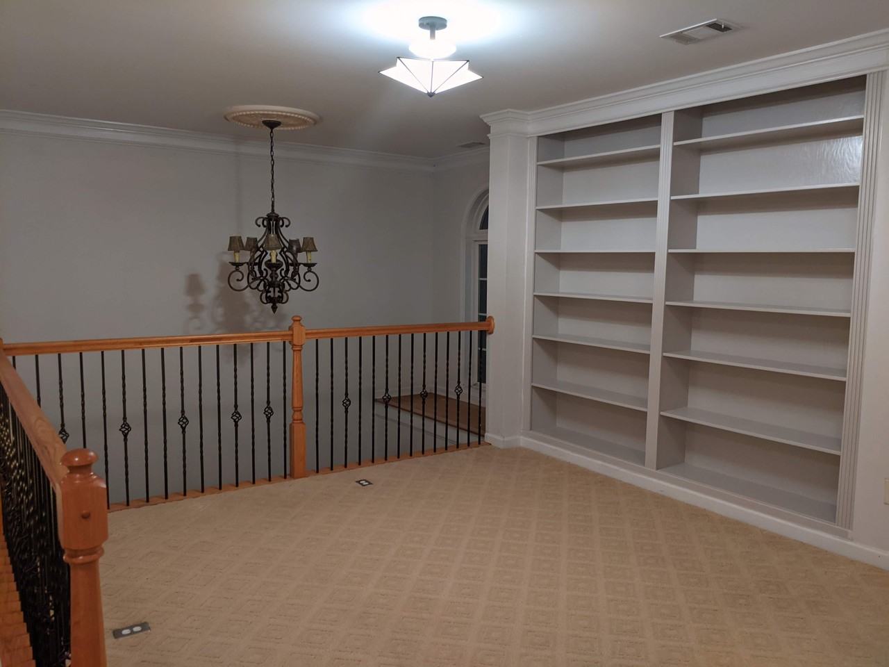 2414 Manal Way - Photo 7 of 15