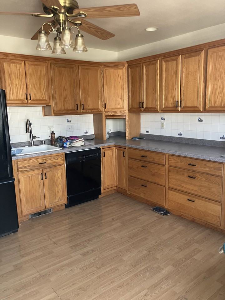 373 Grove St - Photo 4 of 10