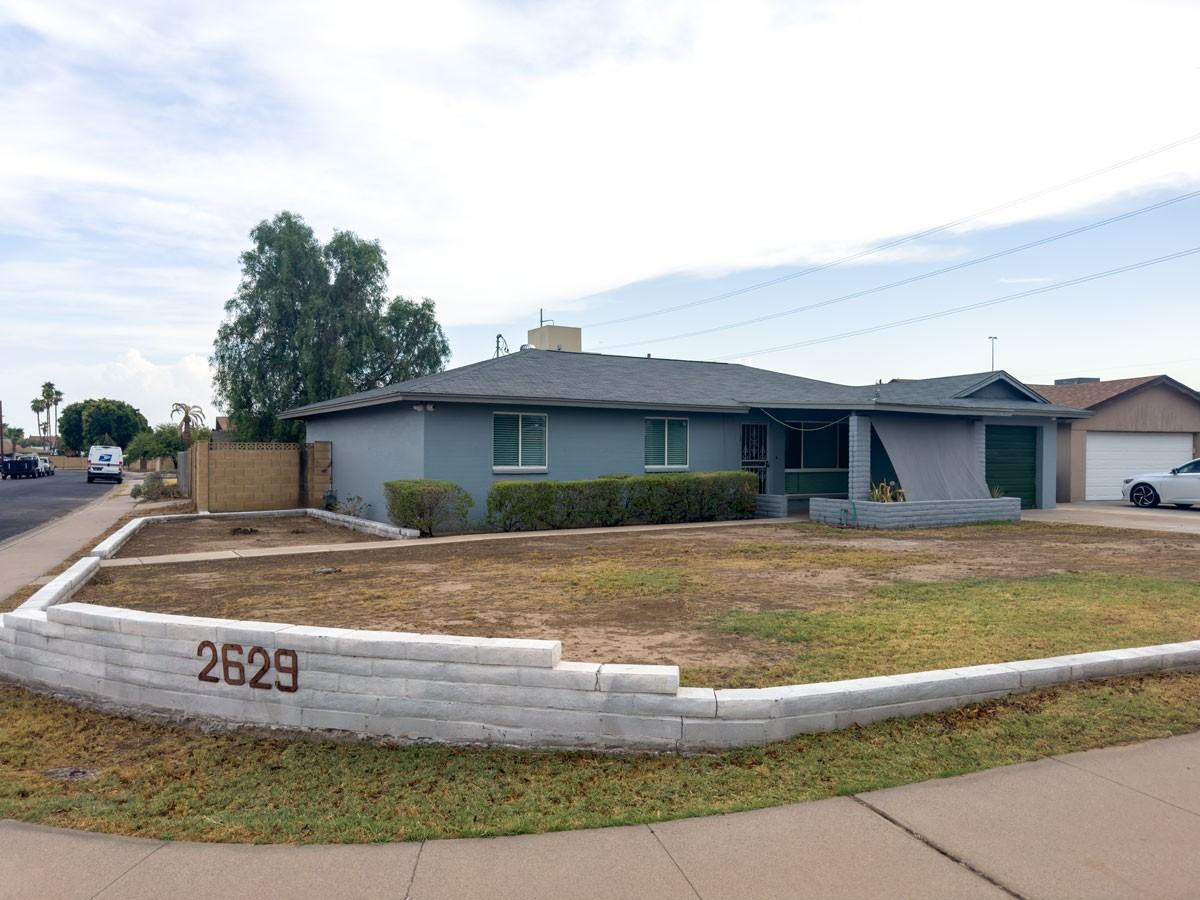 2629 W Larkspur Dr - Photo 2 of 25