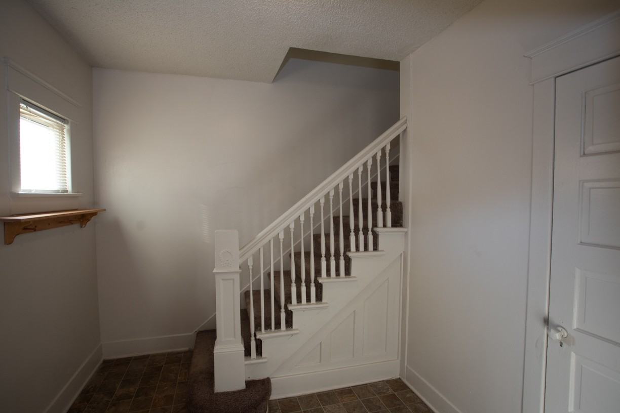 1717 N 32nd St - Photo 4 of 26