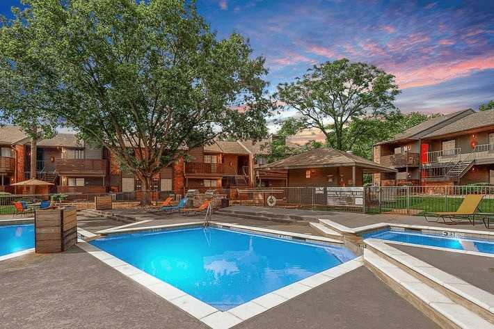 The Vanderbilt Apartments - Photo 4 of 50