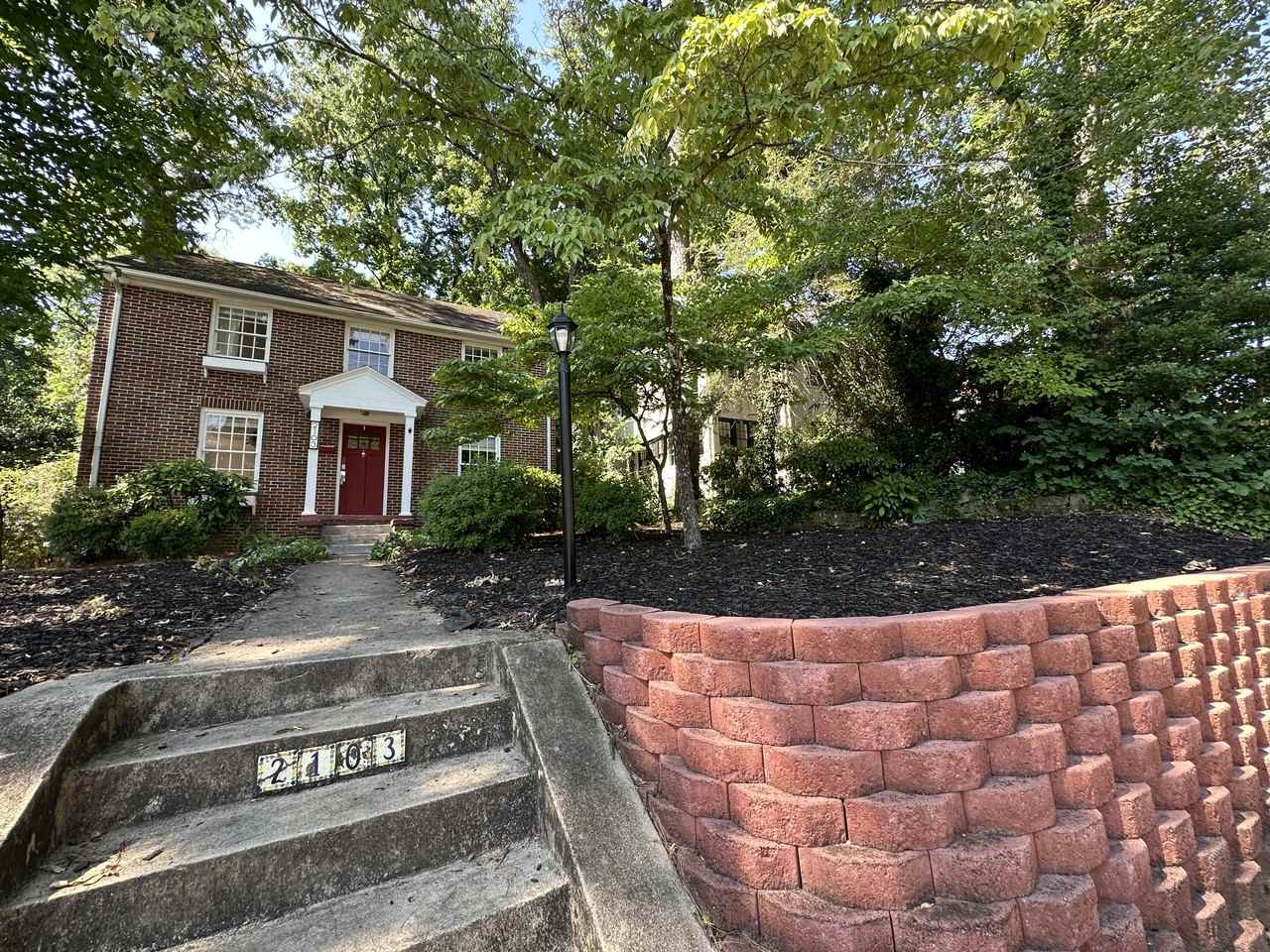 2103 Rolling Rd - Photo 2 of 30